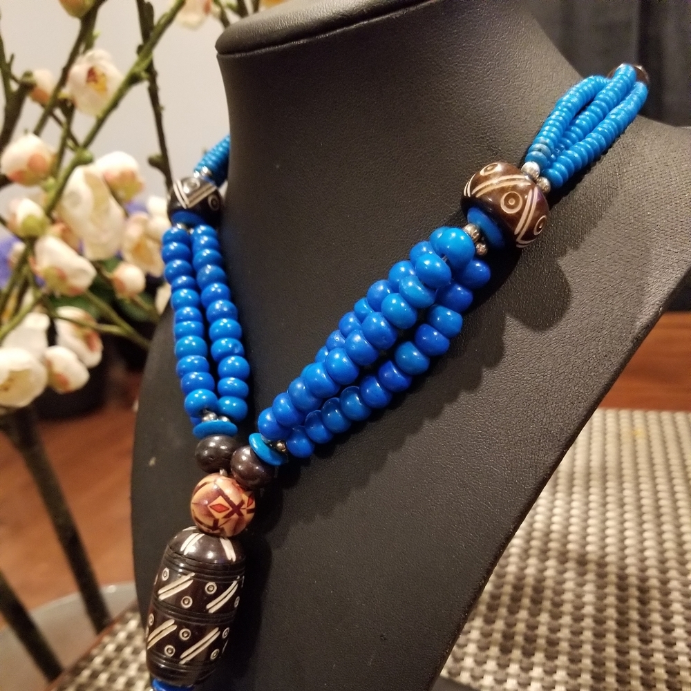 Necklaces - Picture 5 of 16